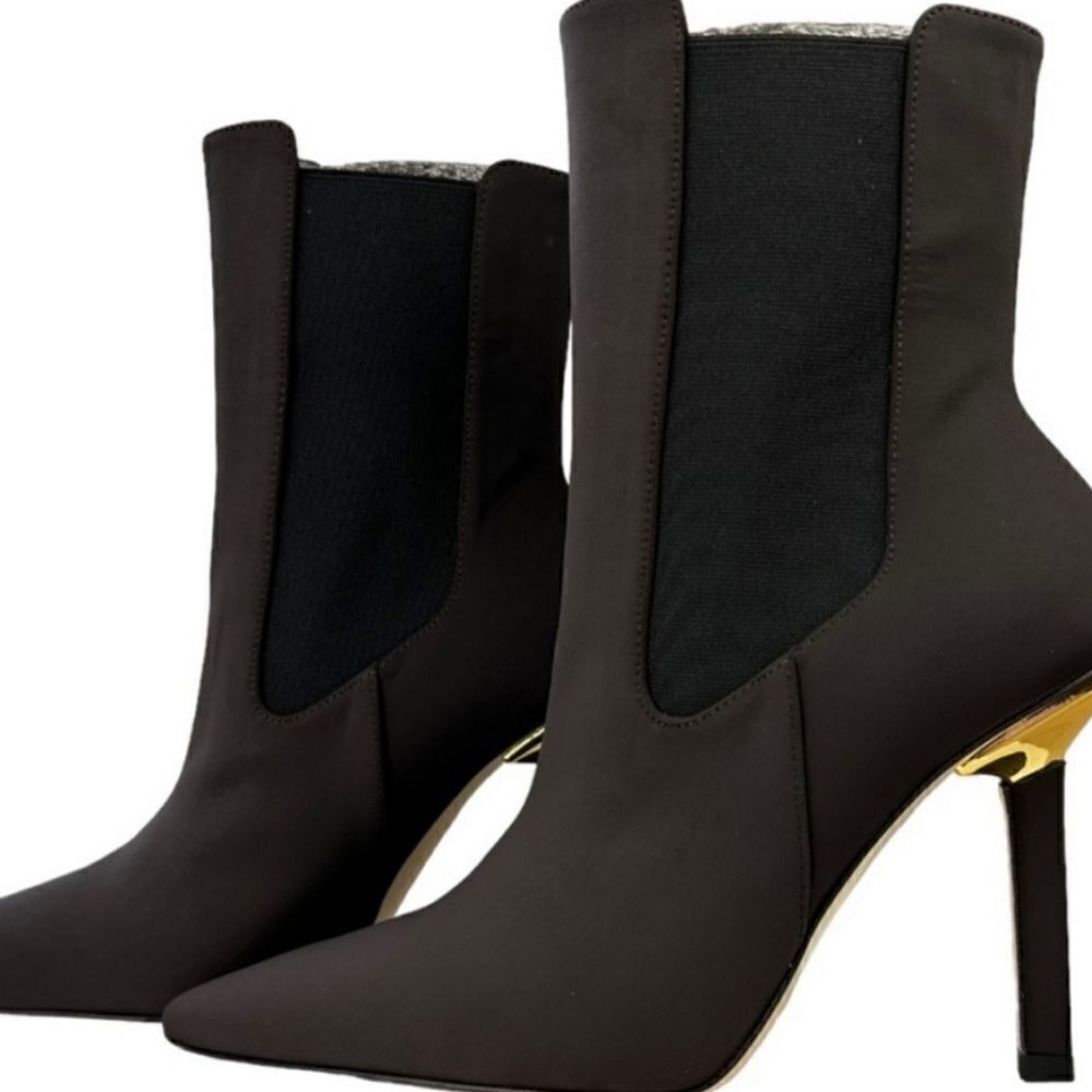 NIB Good American Chocolate Neoprene Chelsea Pointed Toe Women's 8